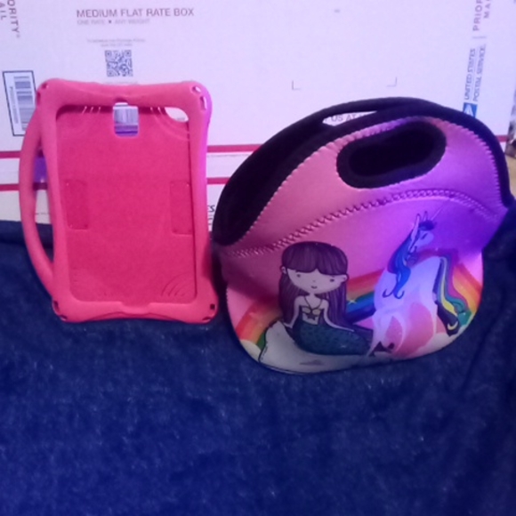Unicorn padded tablet carrier and protected cover - Picture 9 of 11